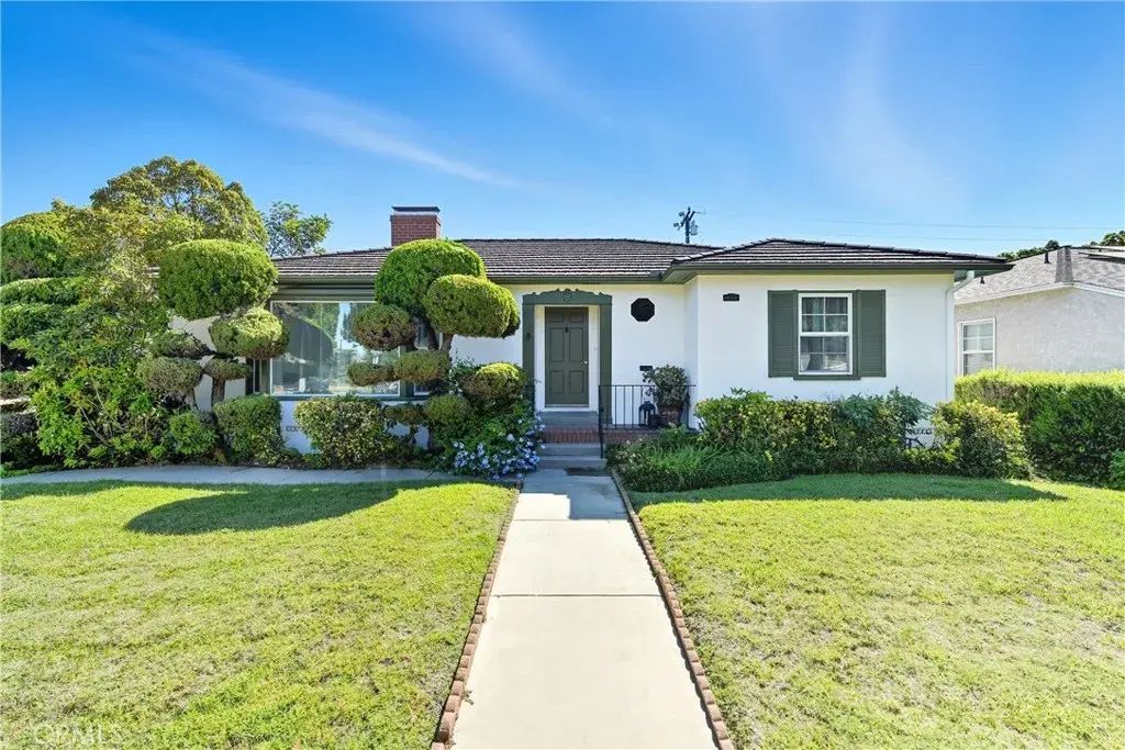 3960 Brayton Ave, Long Beach