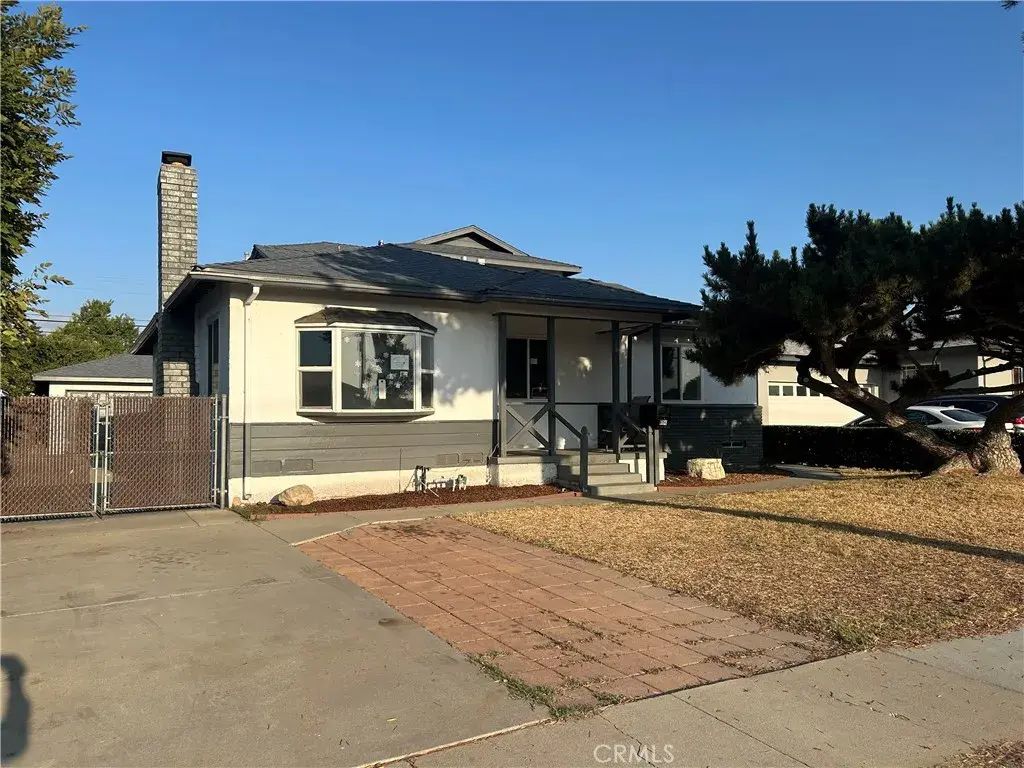 6166 Coke Avenue, Long Beach