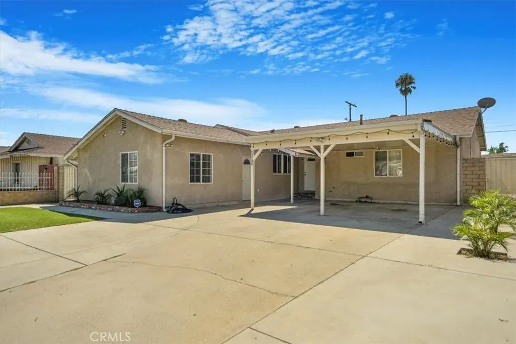 13130 Schoenborn Street, Sun Valley