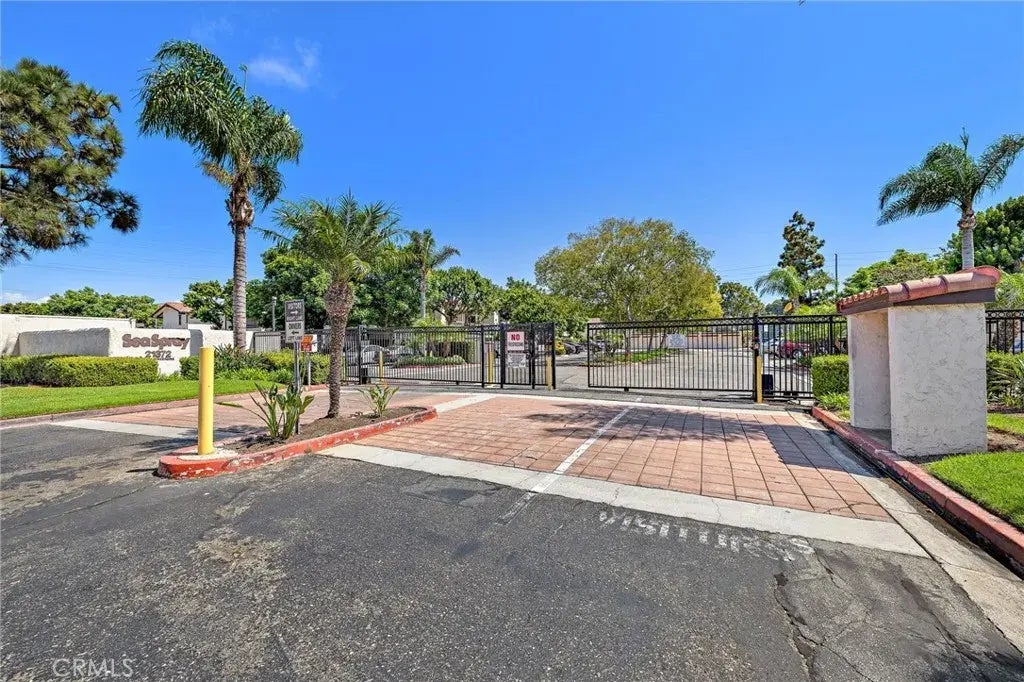 21372 Brookhurst 625, Huntington Beach