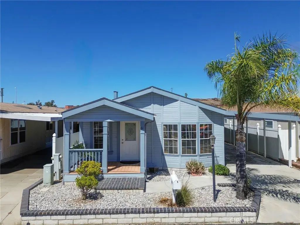 26311 Jackson 61, Murrieta
