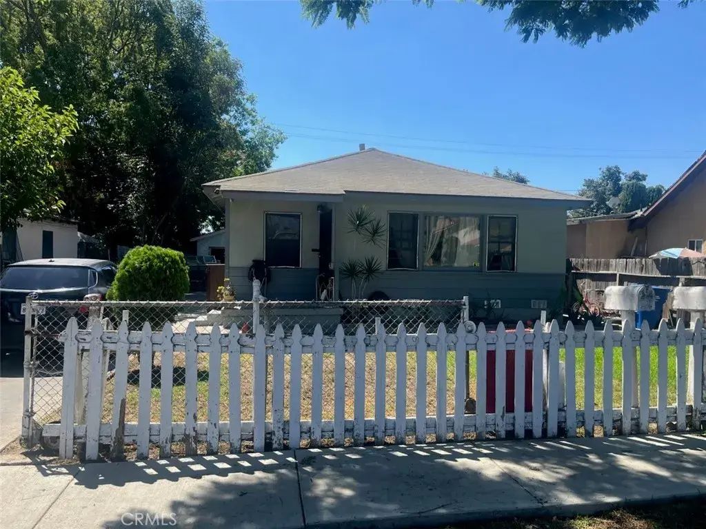 6626 San Miguel Street, Paramount