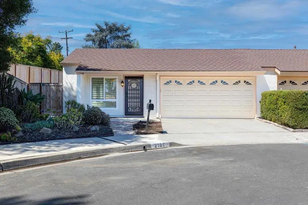 2101 Ridgeview Place, Escondido