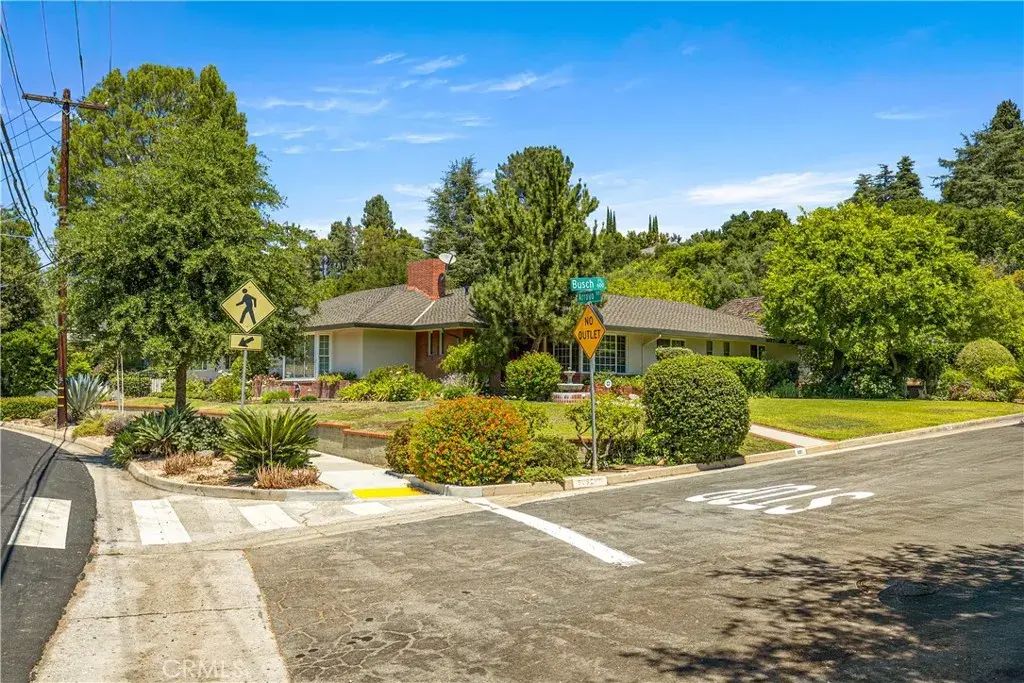 591 Busch Place, Pasadena