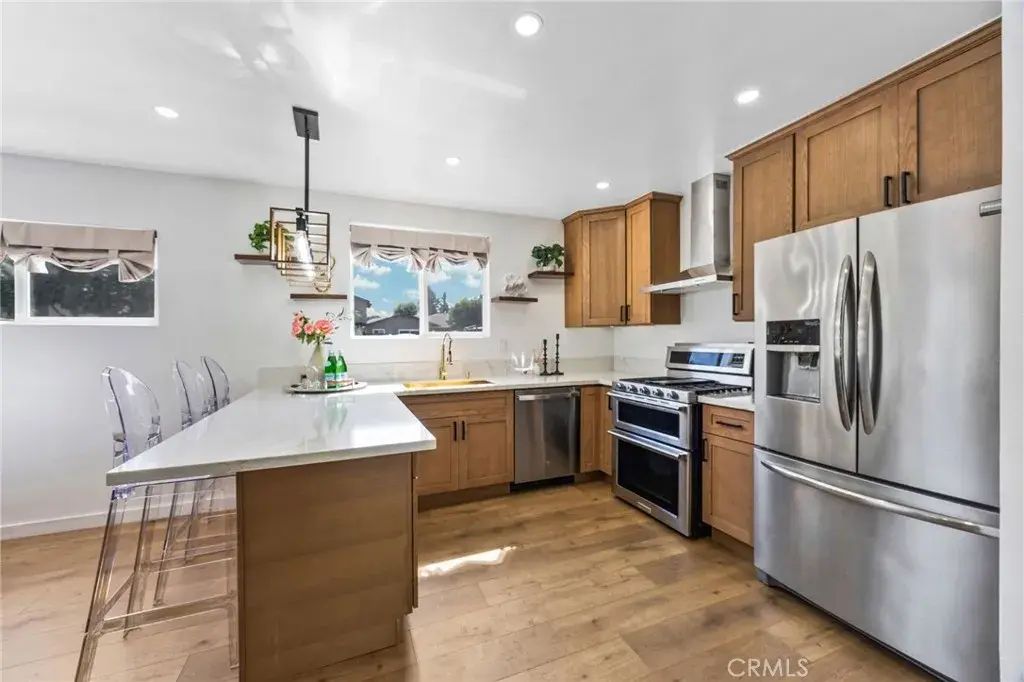 13661 Earnshaw Avenue, Downey