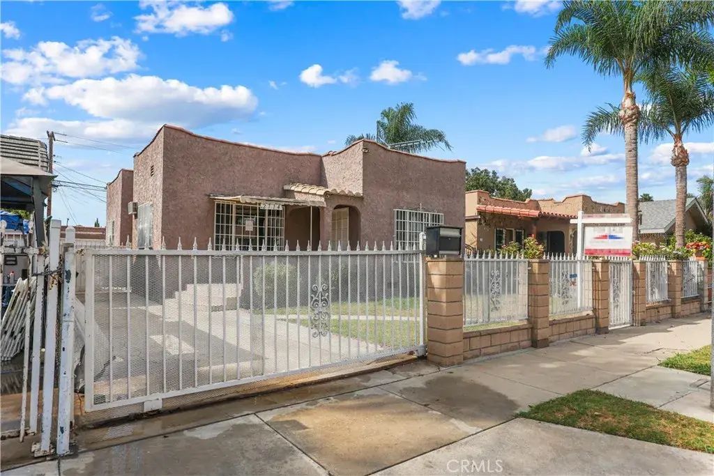 2714 E 109th Street East, Lynwood