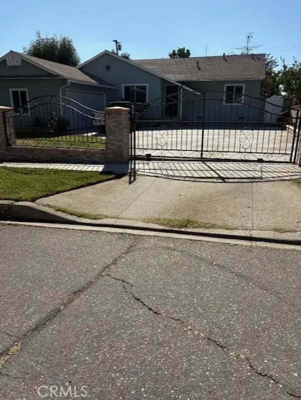 595 Juniper Avenue, Upland