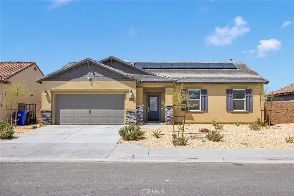 12332 Gold Dust Way, Victorville