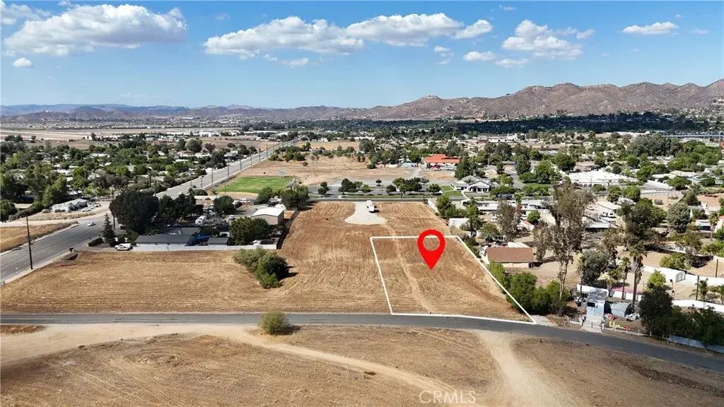 20520 Como, Wildomar