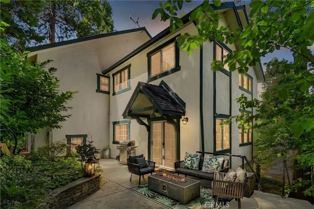244 Corona Circle, Lake Arrowhead