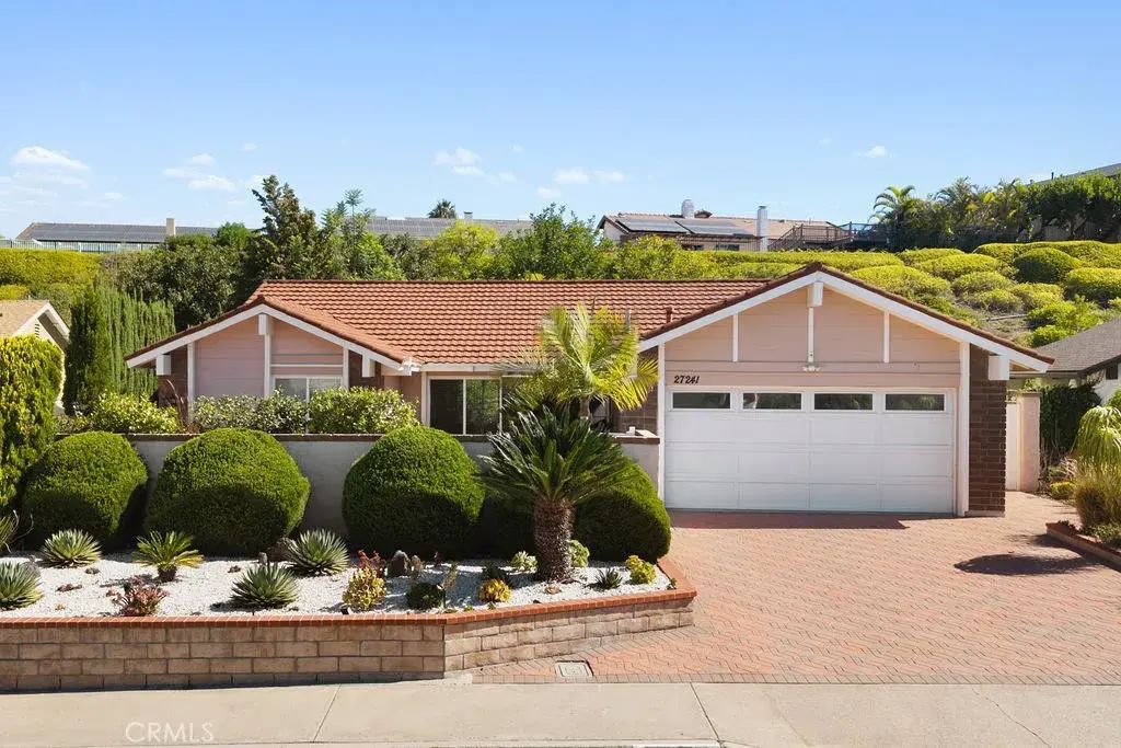 27241 Via Burgos, Mission Viejo