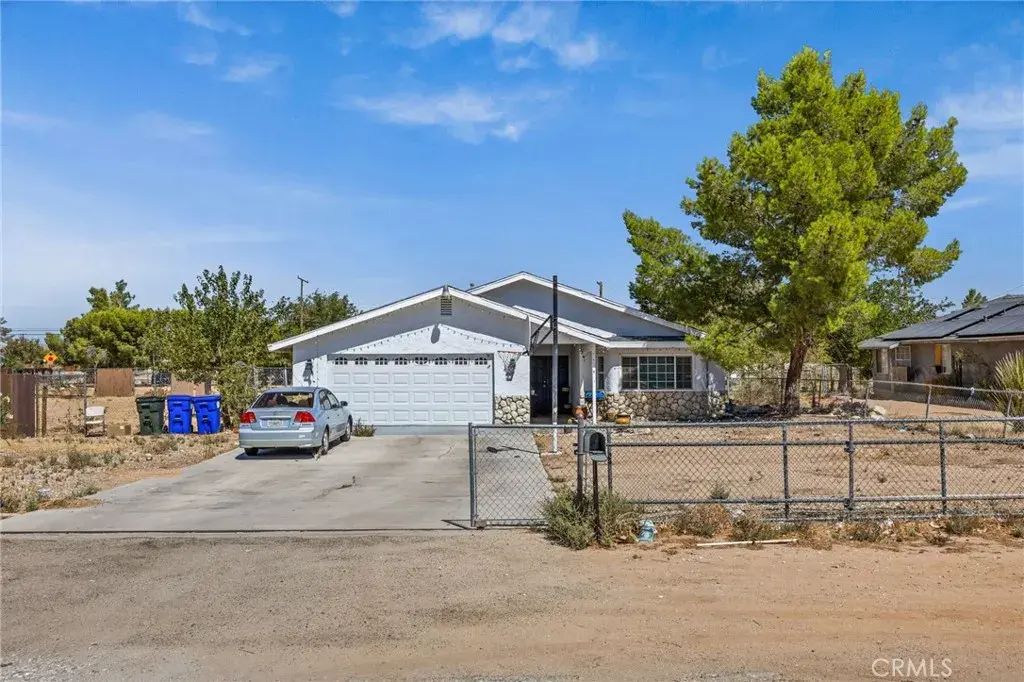 21928 Isatis Avenue, Apple Valley