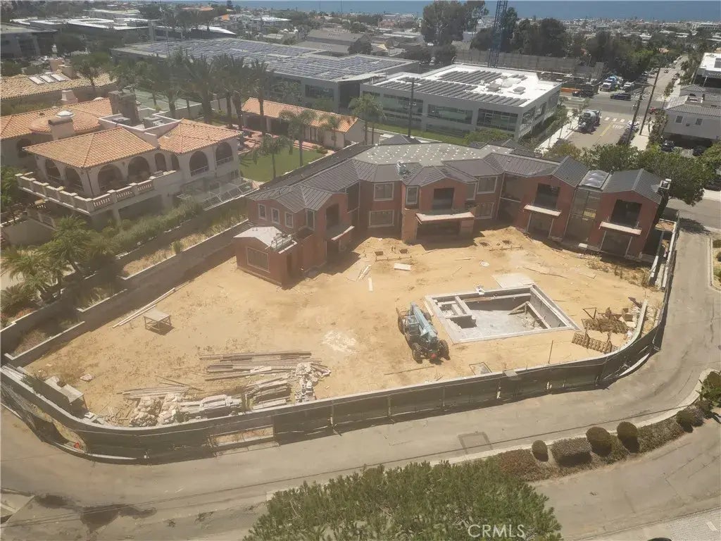 300 Kuhn Drive, Manhattan Beach