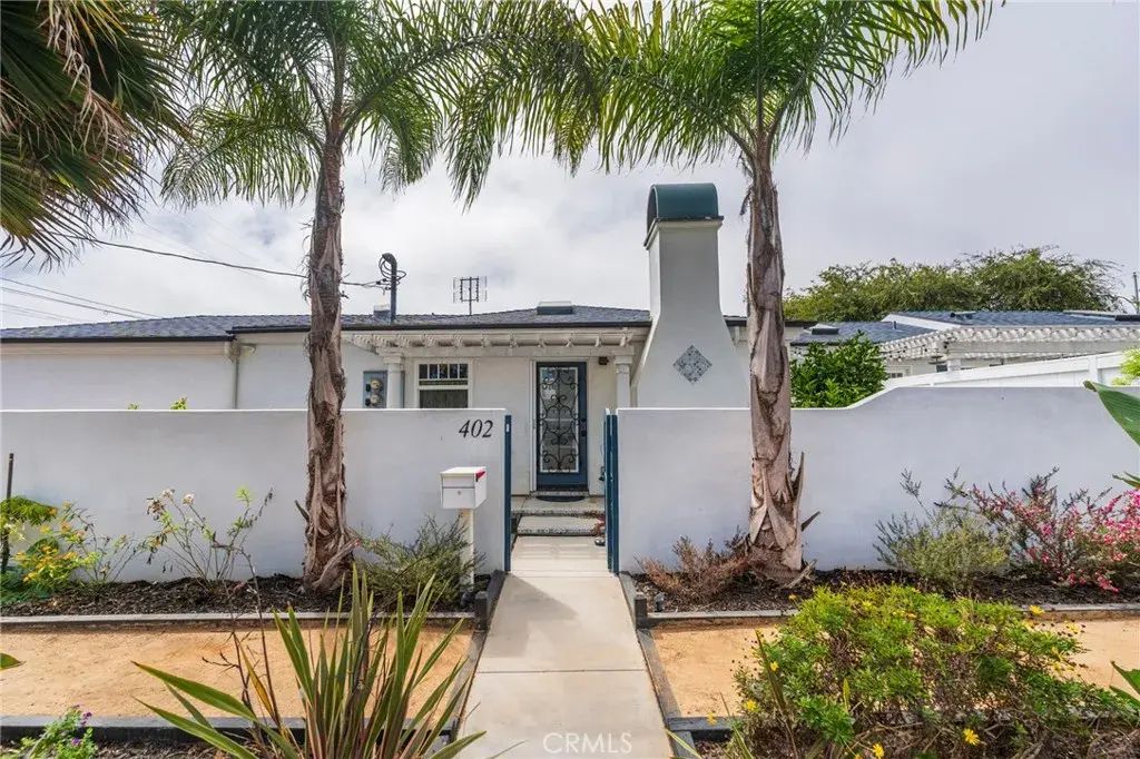 402 Indianapolis Avenue, Huntington Beach