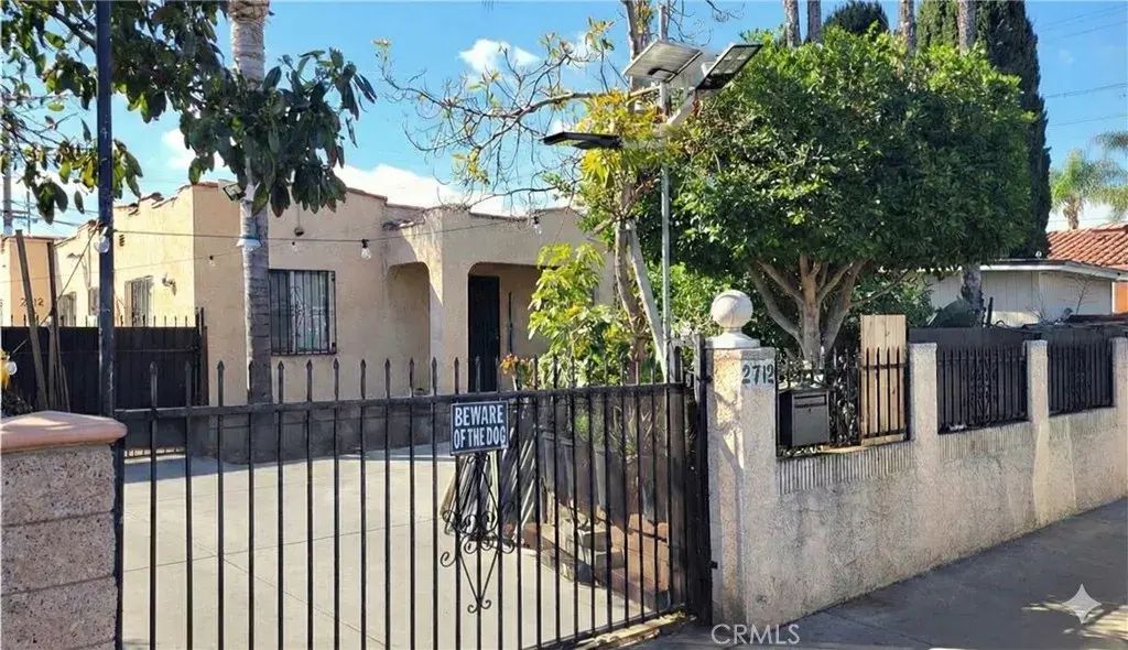 2712 California Street, Huntington Park