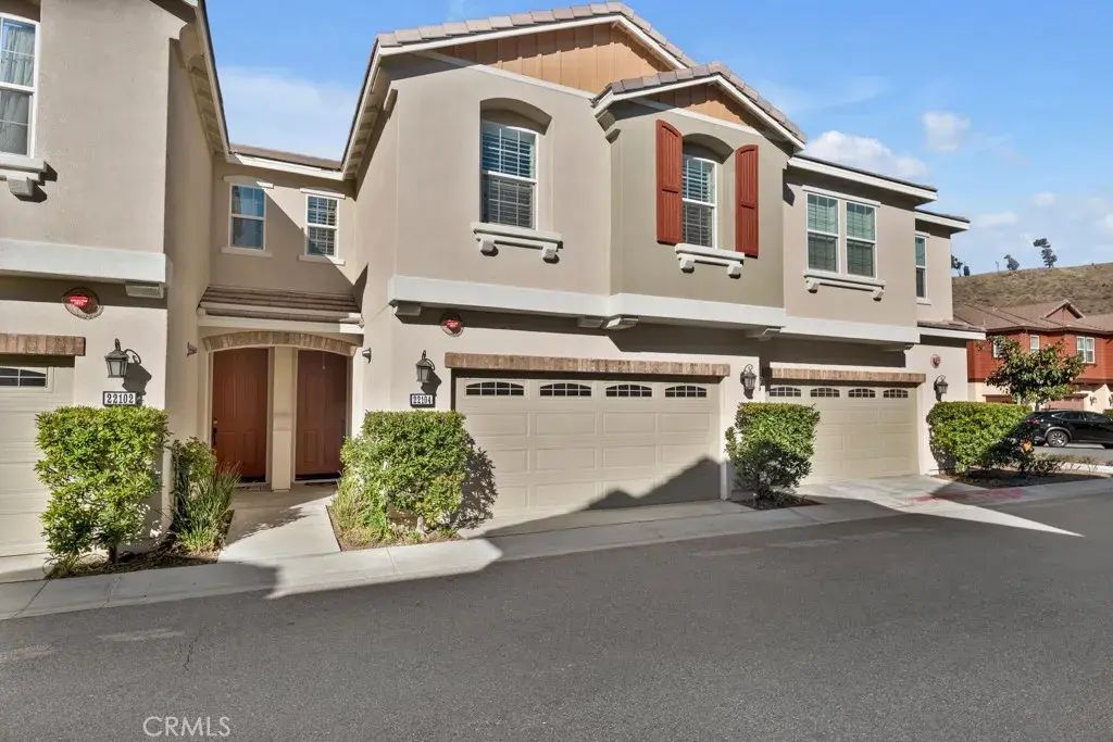 22104 Barrington Way, Saugus