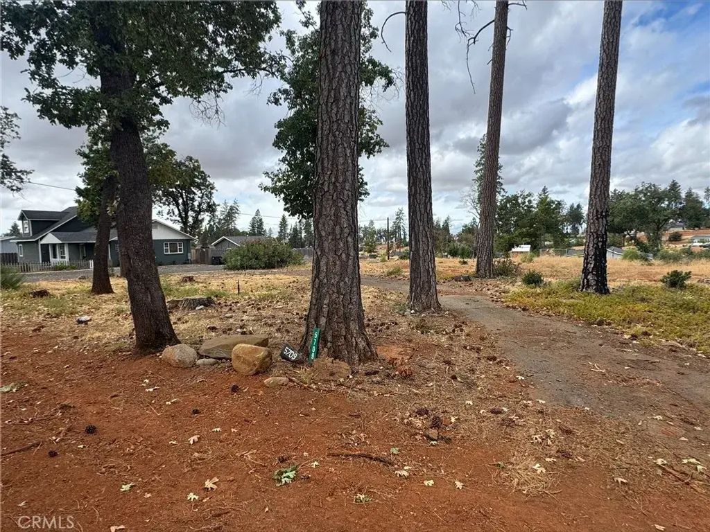 5709 Woodglen, Paradise