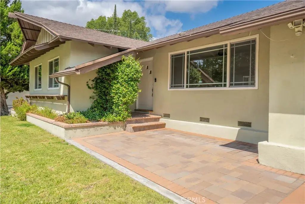 18643 Tulsa Street, Porter Ranch