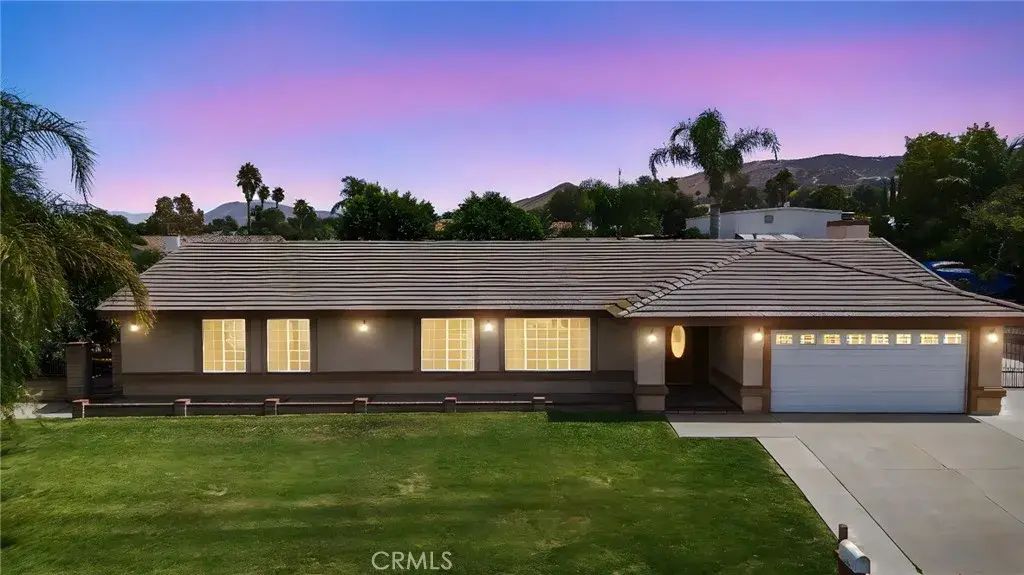 4740 Brookhill Ter, Jurupa Valley