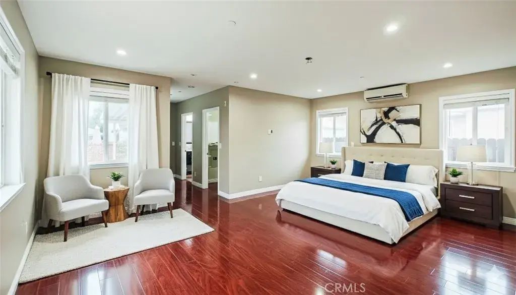 1009 S Marengo Avenue, Alhambra