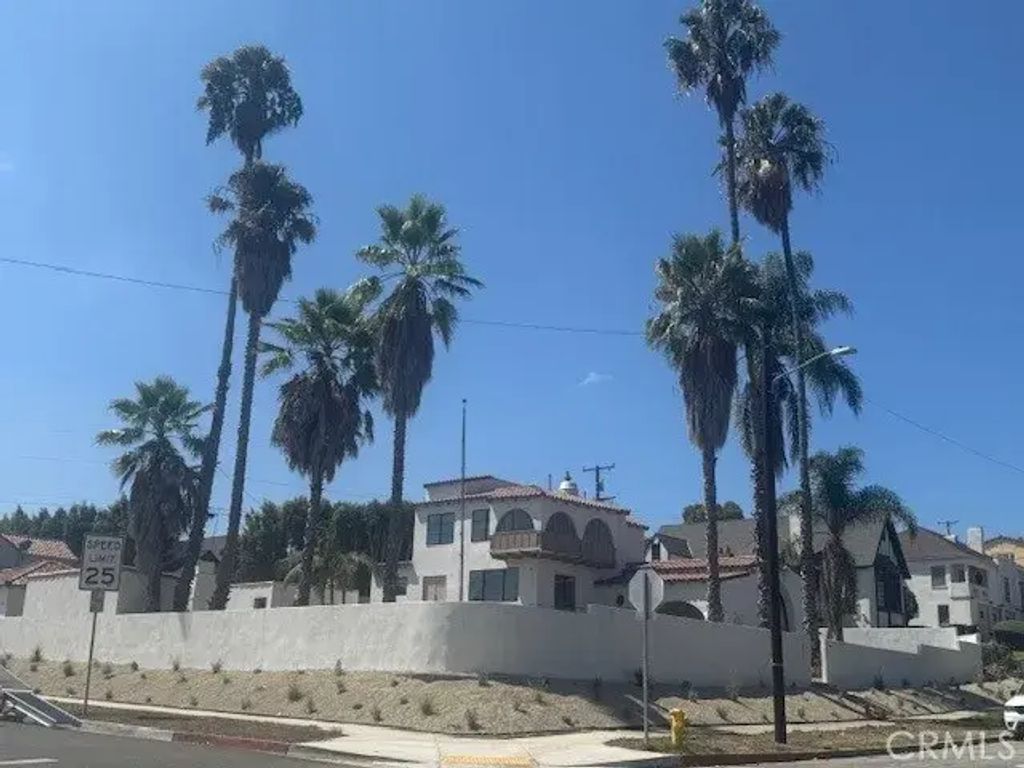 3454 W 48th Street, View Park