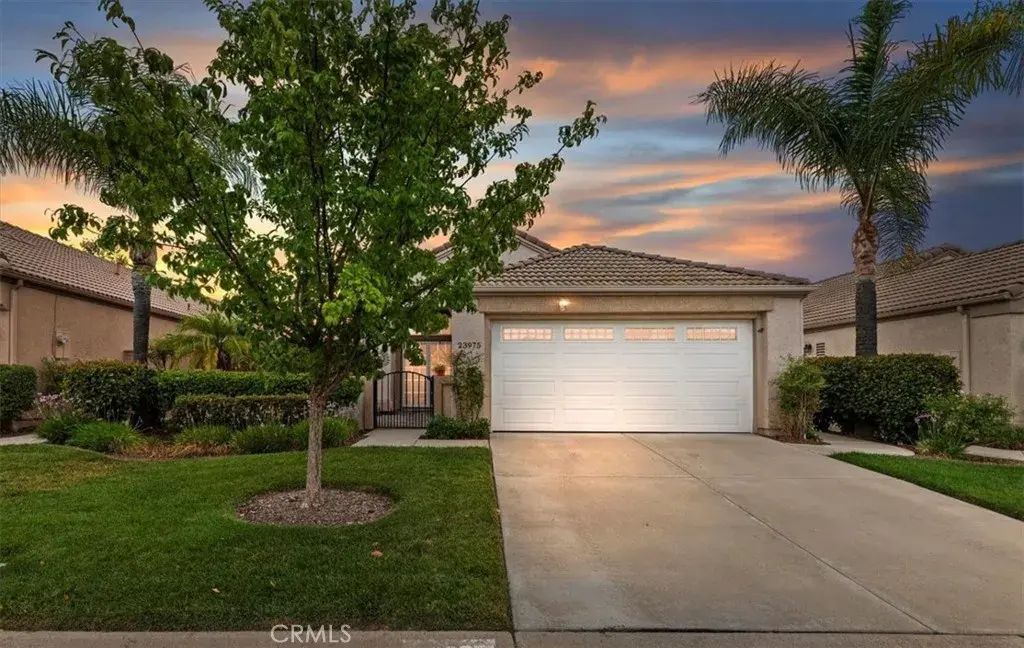 23975 Via Pamilla, Murrieta