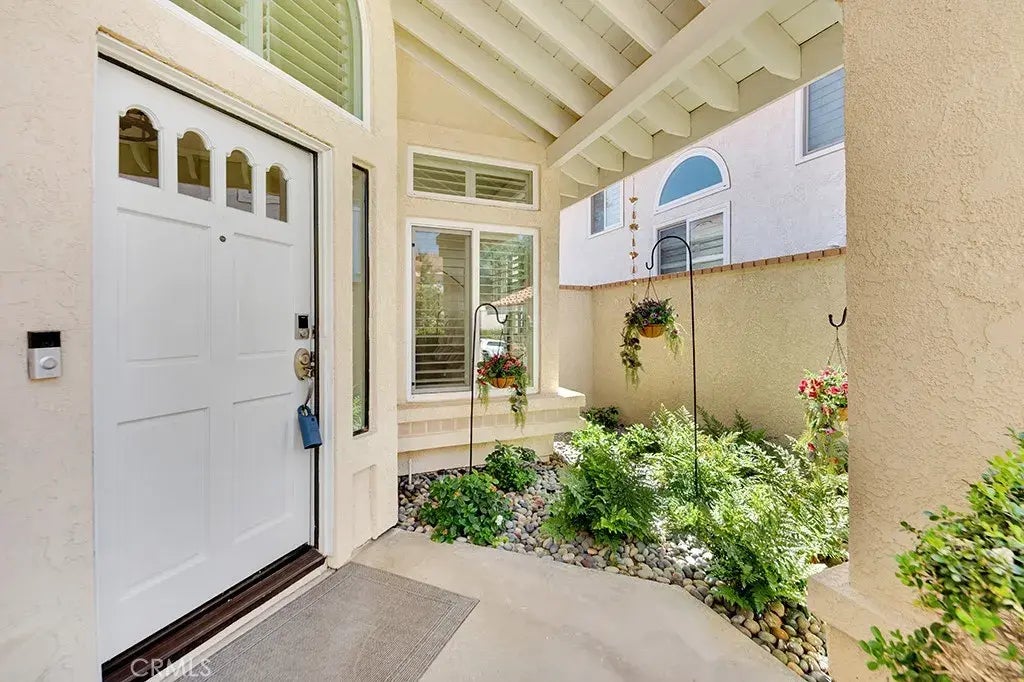 15628 Meadow Drive, Canyon Country