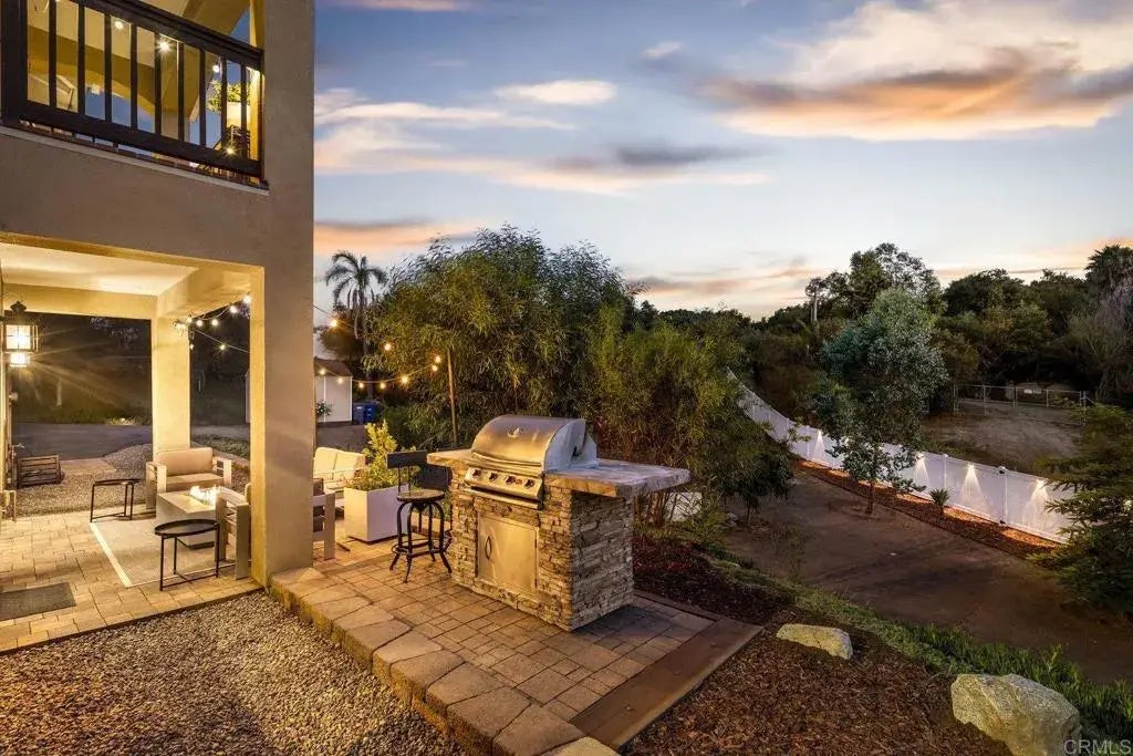 27636 Mountain Meadow Road, Escondido