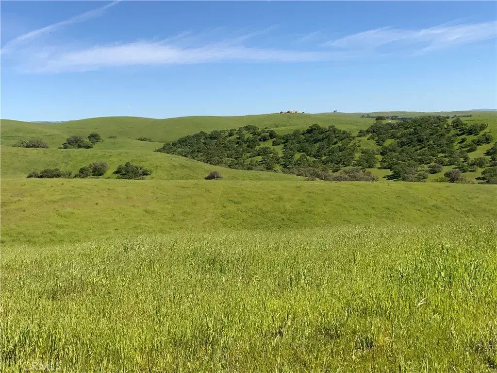77599 Lowes Canyon, San Miguel