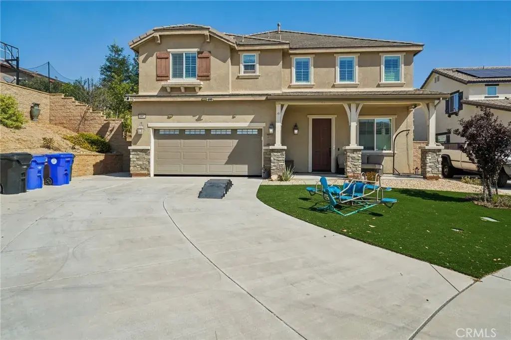 5365 Pine Leaf Avenue, Fontana