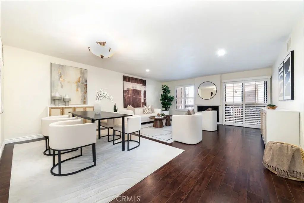 15207 Magnolia Boulevard 123, Sherman Oaks