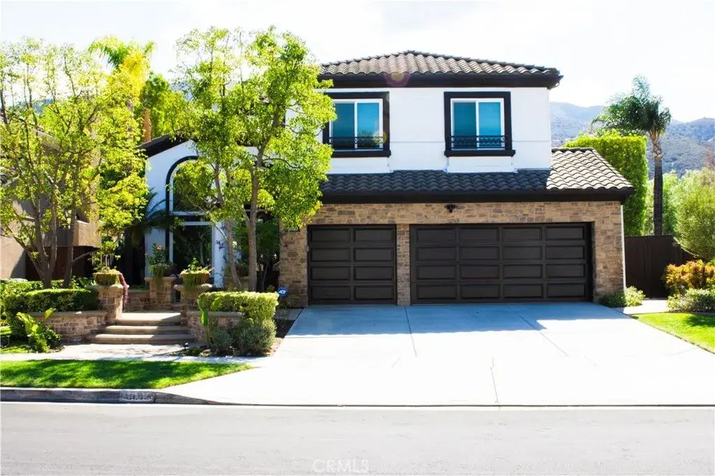3610 Santa Elena Circle, Corona