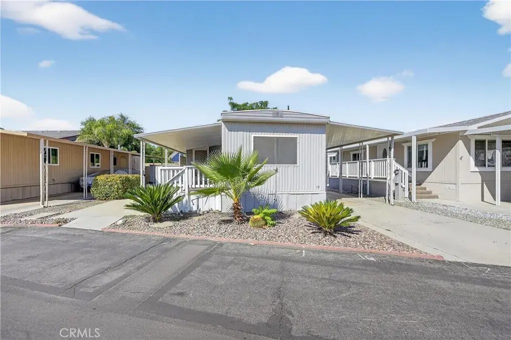 655 E Main 32, San Jacinto