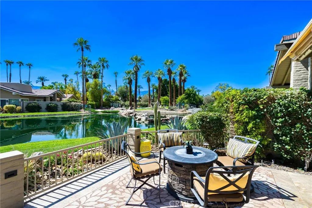 75 Laredo Lane, Palm Desert