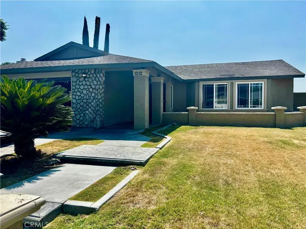 1012 Long Beach Drive, Colton