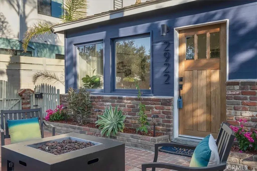 2922 Glenhurst Avenue, Los Angeles