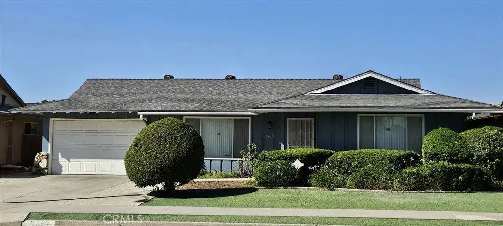1580 W Whittier Avenue, Hemet