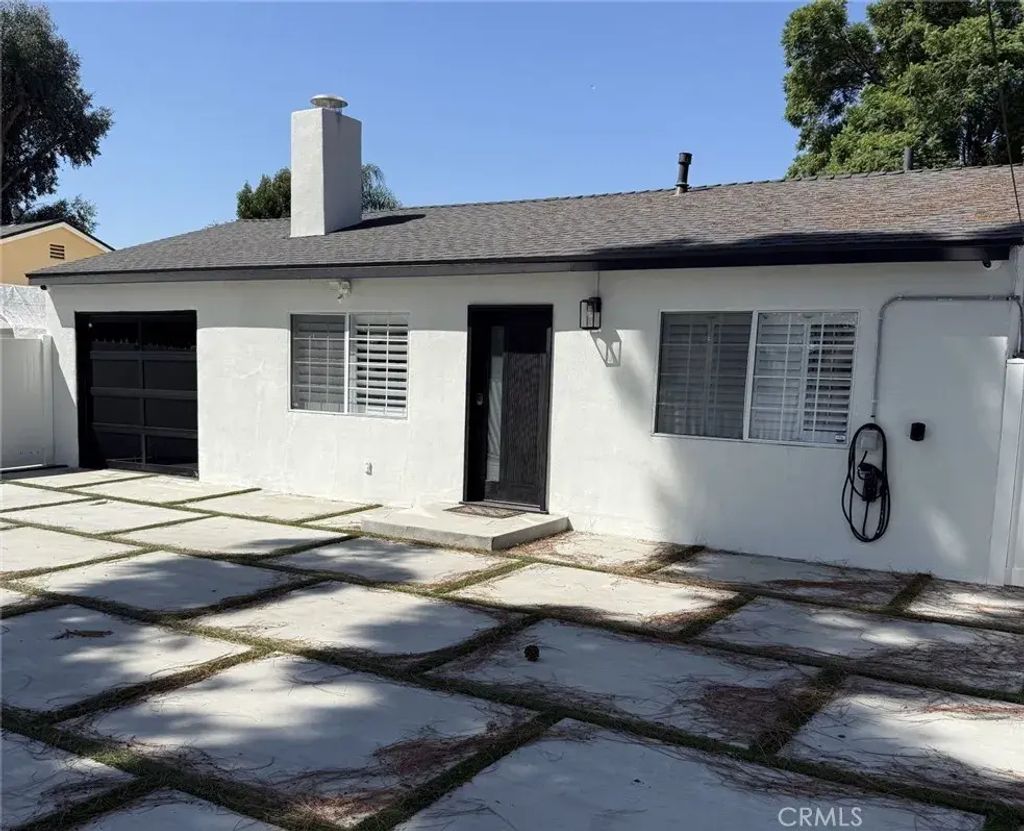 7315 Jamieson Avenue, Reseda