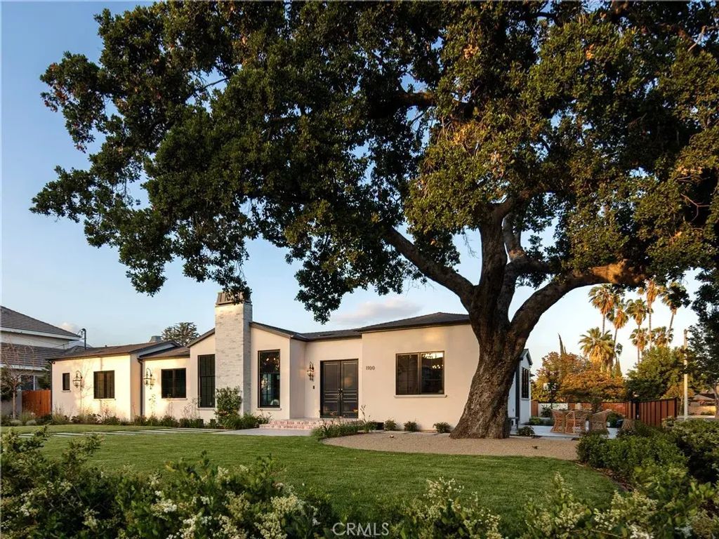 1100 S 4th, Arcadia