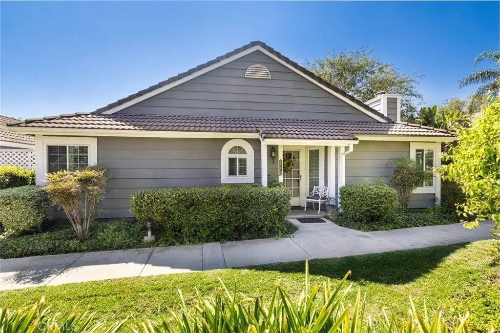 450 Jeremiah D, Simi Valley
