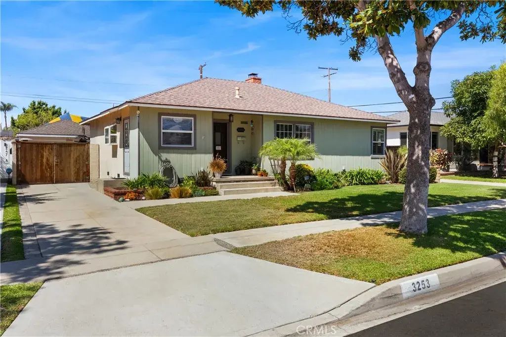 3253 Marwick Ave, Long Beach