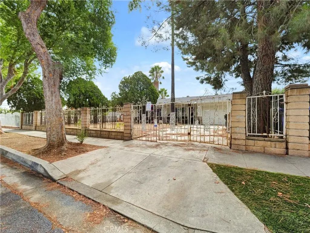 2247 W Court, San Bernardino