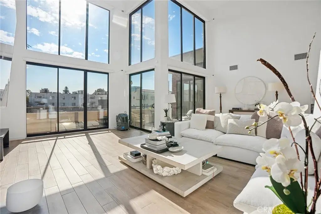 1880 Veteran Avenue 312, Los Angeles