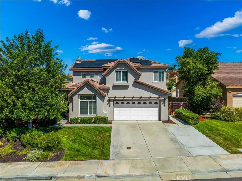 30808 Evian Drive, Murrieta