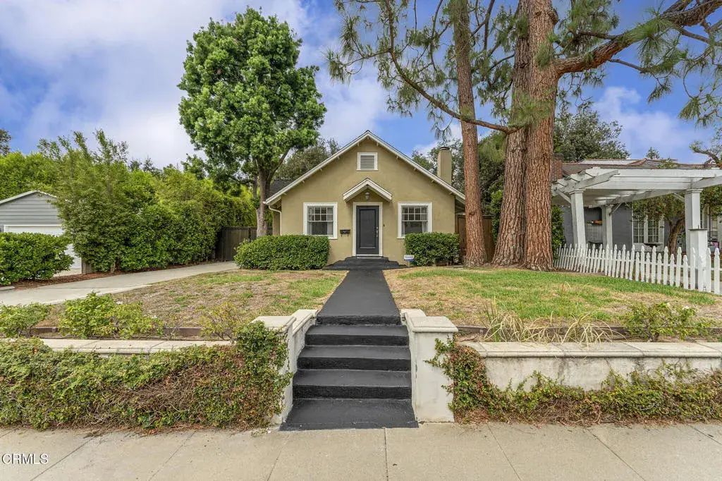 689 Arden Road, Pasadena