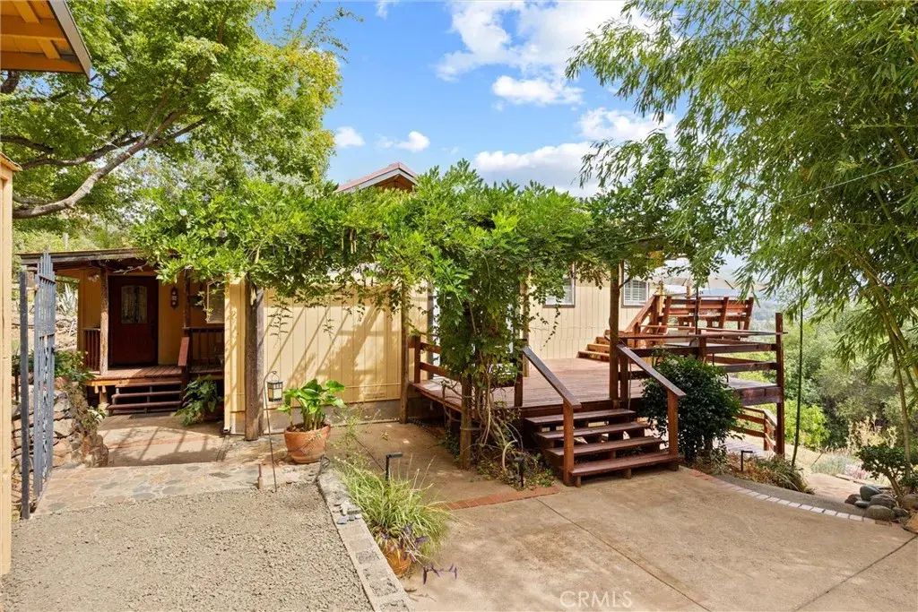 10294 Red Eye Road, Oroville