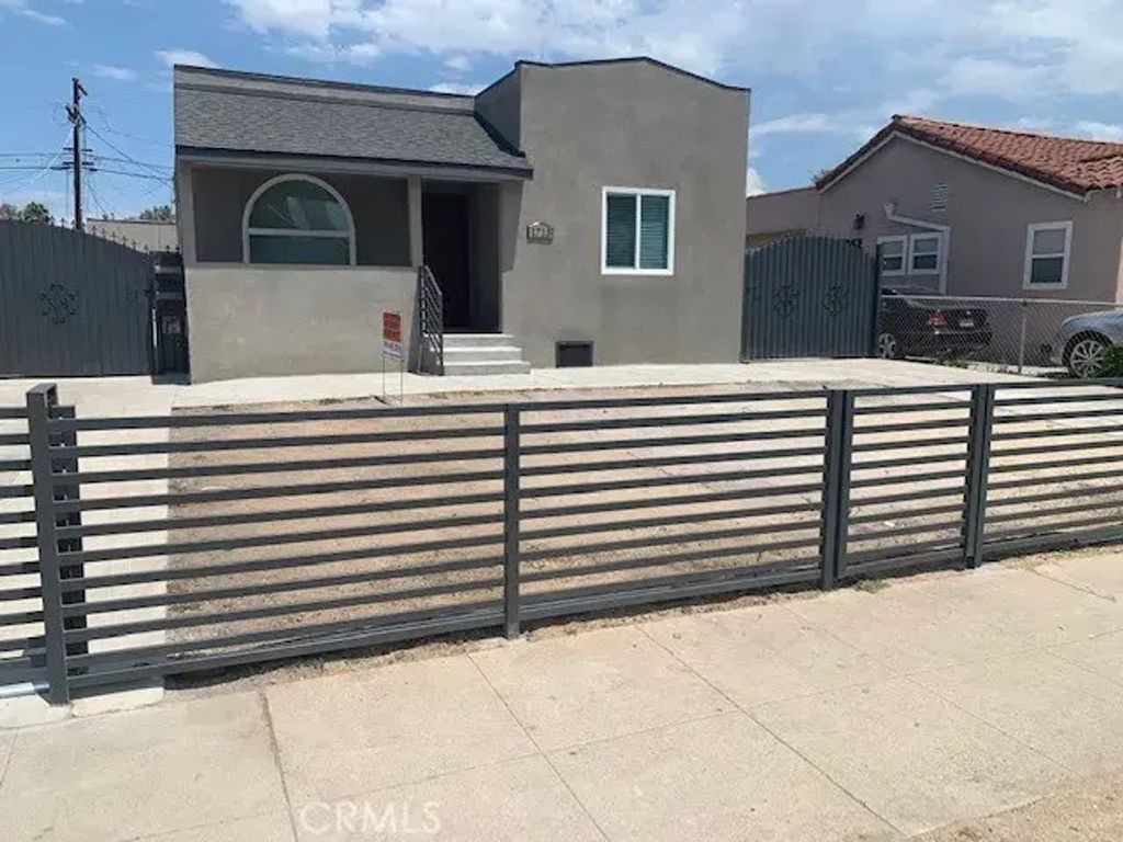1715 W 85th Street 1713, Los Angeles