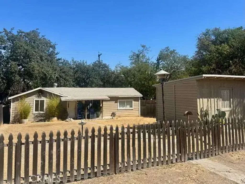 818 Olive Street, Paso Robles