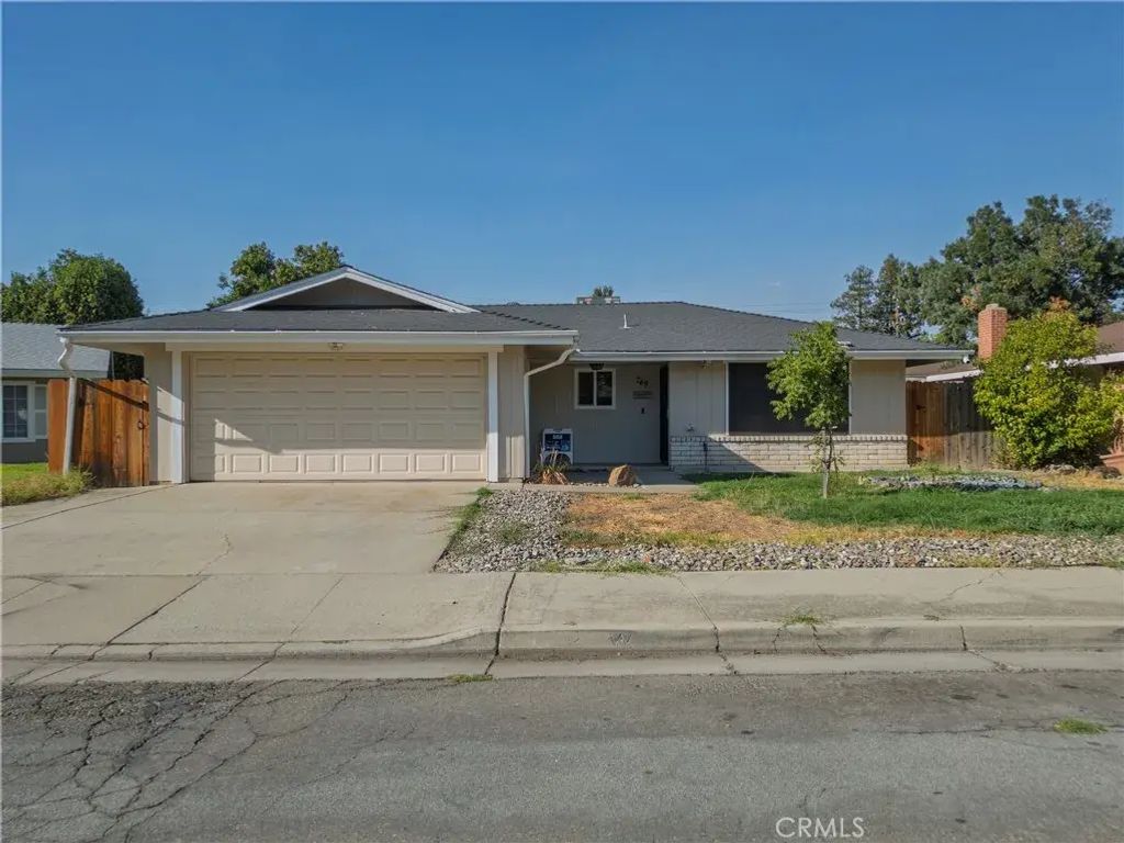 749 Junipero Court, Merced