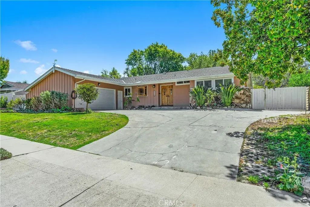 23308 Community Street, West Hills